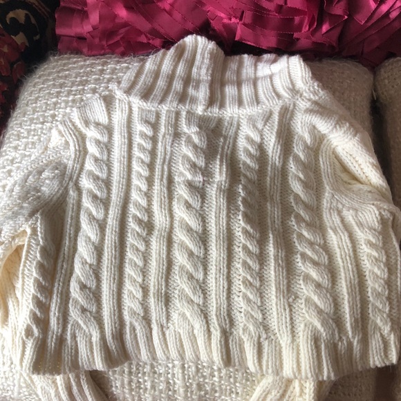 Clothes - Picture 8 of 8